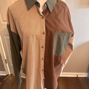 Blu Pepper Color-Block Button Down Shirt in Brown and Green